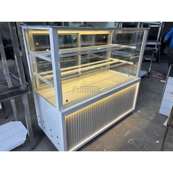 Fiamak 200 cm Dik Camlı Pasta Teşhir Dolabı Beyaz Mobilyalı