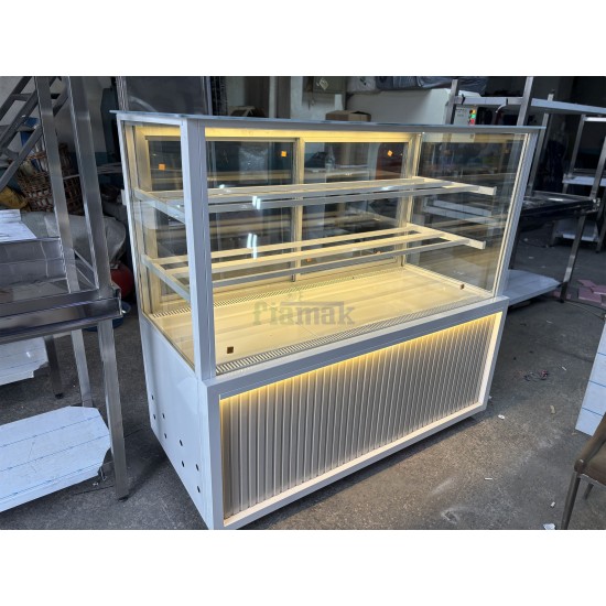 Fiamak 200 cm Dik Camlı Pasta Teşhir Dolabı Beyaz Mobilyalı