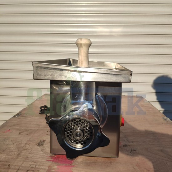 Arsel 12 Numara Et Kıyma Makinesi – Profesyonel ve Ev Tipi Kullanım İçin Güçlü Performans