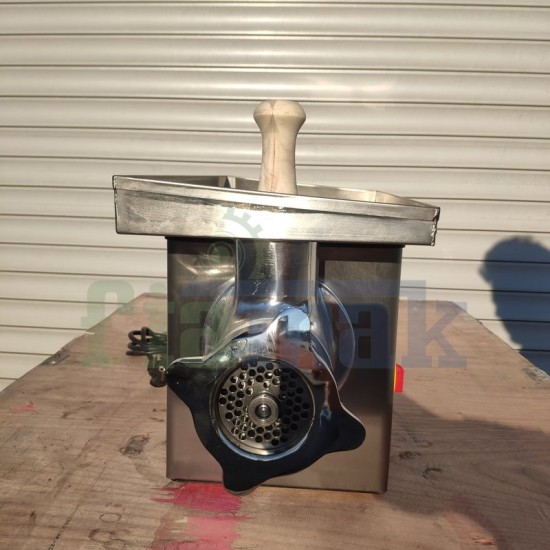 Arsel 12 Numara Et Kıyma Makinesi – Profesyonel ve Ev Tipi Kullanım İçin Güçlü Performans