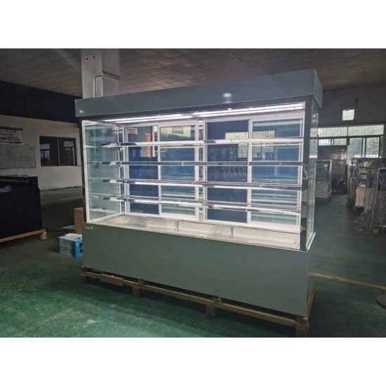 Düz Renk Cephe Tipi Pasta Dolabı 300 CM: Süpermarketler ve Büyük Pastaneler İçin Mega Teşhir Çözümü