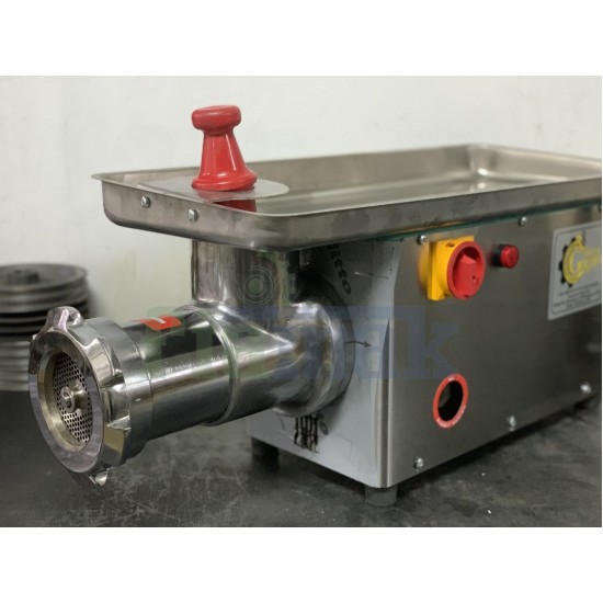 Fiamak 32 Numara Kasap Tipi Kıyma Makinesi | Profesyonel ve Yüksek Kapasiteli