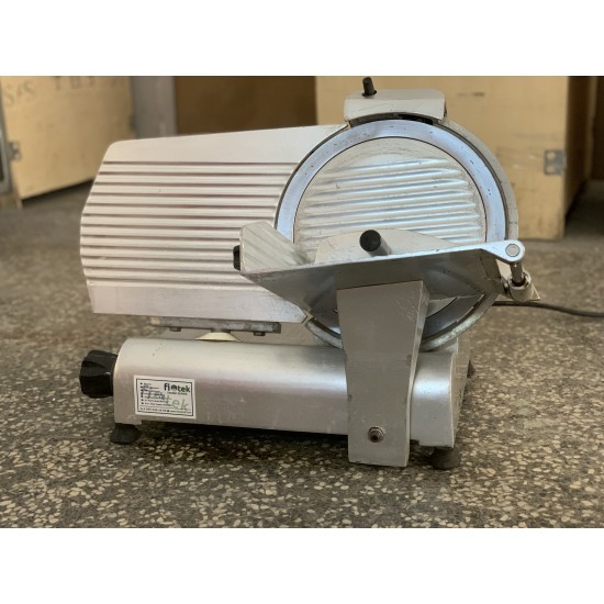 İkinci El 30 cm Salam Dilimleme Makinesi - Yeni Bilenmiş