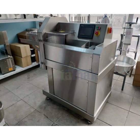 Fiamak Otomatik Seri Üretim Kaşar , Pastırma , Salam Dilimleme Makinesi 185