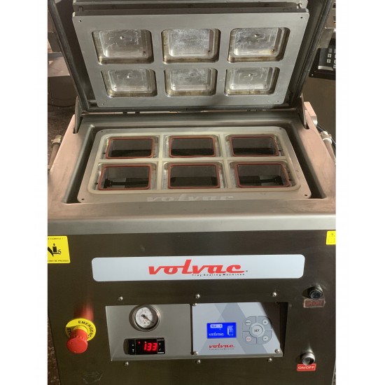 İkinci El 2 Kalıplı Gazlı Tabak Kapatma Makinesi VOLVAC 110x110 mm ve 190x144 mm