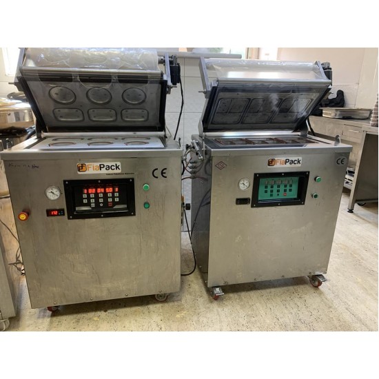 Fiapack Yarı Otomatik 3 Bölmeli Yemek Paketleme Makinesi Gazlı , Vakumlu Tabak Kapatma Makinesi
