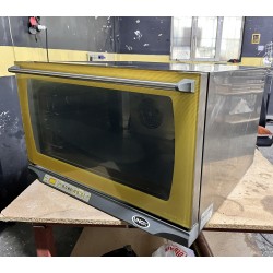 Unox Rosella Konveksiyonel Fırın-Buharlı-Dijital (4-40x60 tepsi kapasiteli)