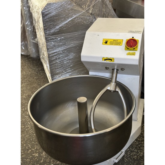 Hamur Yoğurma Makinesi 35 kg Un 50 kg Hamur Hamur Karma Makinası
