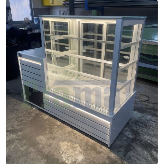 Fiamak Bankolu Pasta Teşhir Dolabı 130 CM