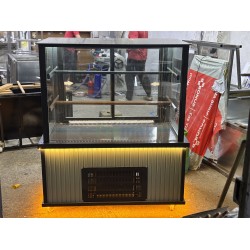 Fiamak Dik Camlı Pasta Teşhir Dolabı 100 CM