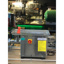 Mateka 12 Numara Kıyma Makinesi | Fiamak Güvencesiyle Yüksek Kapasiteli Profesyonel Çözüm